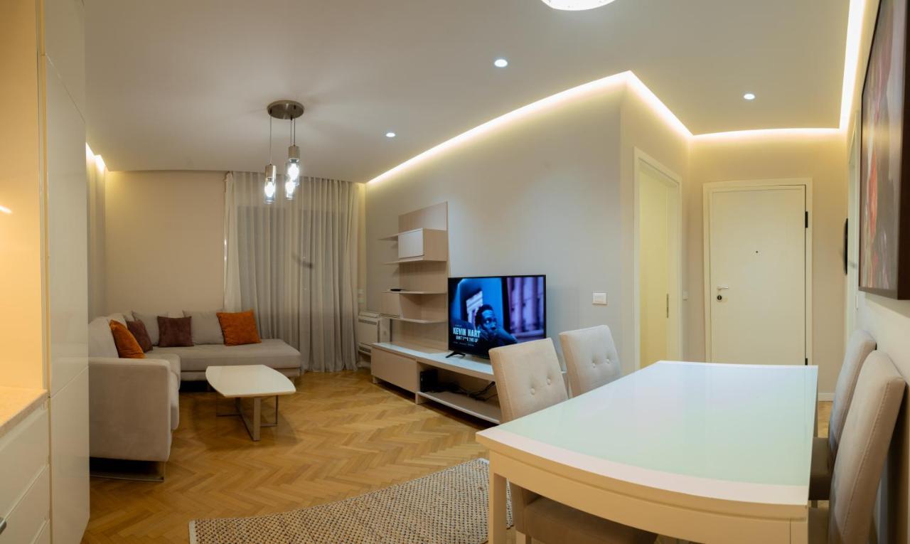 Center Tirana Liv Apartment المظهر الخارجي الصورة